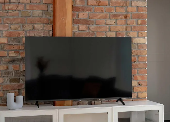 Charming In A Perfect Location Suitable For 4 People By Renters Appartement Poznań