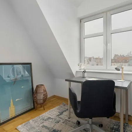Apartman Charming In A Perfect Location Suitable For 4 People By Renters Poznań