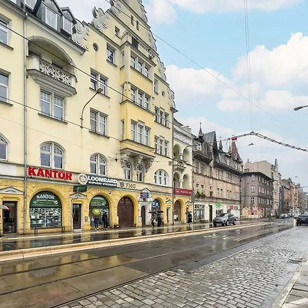 Charming In A Perfect Location Suitable For 4 People By Renters Poznań