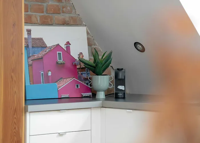 Charming In A Perfect Location Suitable For 4 People By Renters 아파트 포즈난